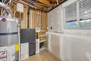 5269 W Cherrywood Ln, West Valley, UT 84120 - Photo 20