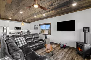 618 W Cedar Dr, Orderville, UT 84758 - Photo 38