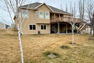6709 W Desert Lily Cir, Herriman, UT 84096 - Photo 2