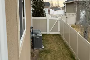 6709 W Desert Lily Cir, Herriman, UT 84096 - Photo 44