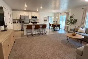 3592 W Cornfield Dr, Lehi, UT 84048 - Photo 2