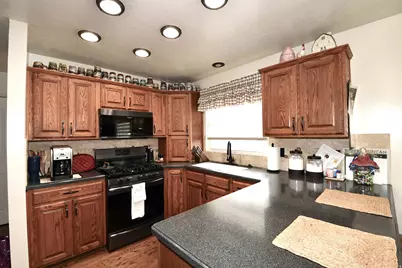 7841 Peachwood Dr, South Weber, UT 84405 - Photo 8