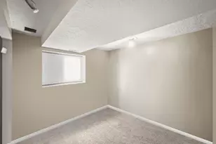 1421 E 5875 S, South Ogden, UT 84405 - Photo 26