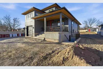 821 E Springview Dr S, Salt Lake City, UT 84106 - Photo 2