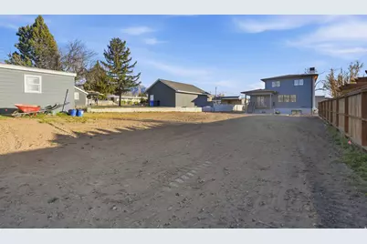 821 E Springview Dr S, Salt Lake City, UT 84106 - Photo 4