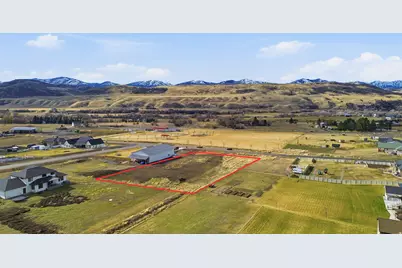 9560 S 200 E, Paradise, UT 84328 - Photo 2