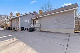 5680 S 1300 E, Murray, UT 84121 - Photo 22