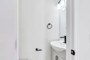 4778 S Huntly Dr, Murray, UT 84107 - Photo 6