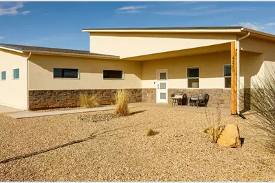 4210 E Star Gazer Cir, Kanab, UT 84741 - Photo 2