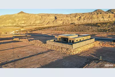 3140 Grand Staircase Rd, Hurricane, UT 84737 - Photo 10