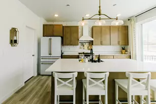 831 W Rock Ridge Dr S, Mapleton, UT 84664 - Photo 10