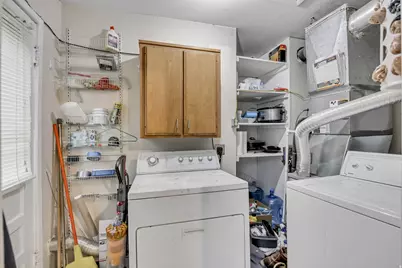 194 E 8530 S, Sandy, UT 84070 - Photo 18