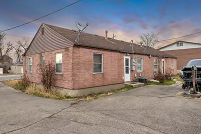 194 E 8530 S, Sandy, UT 84070 - Photo 4