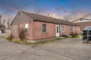 194 E 8530 S, Sandy, UT 84070 - Photo 4