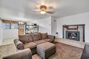 194 E 8530 S, Sandy, UT 84070 - Photo 24