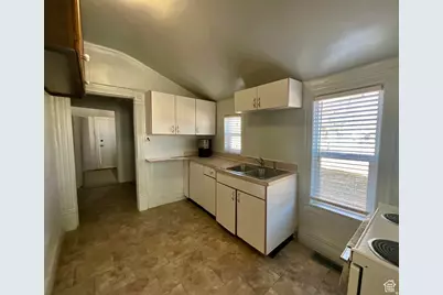 495 N Main St, Beaver, UT 84713 - Photo 8