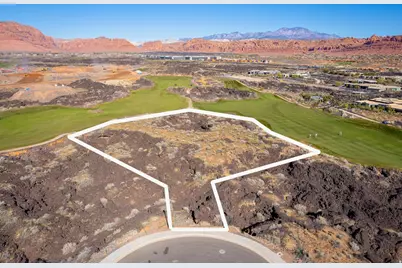 2452 South Village Dr #7, Santa Clara, UT 84765 - Photo 8