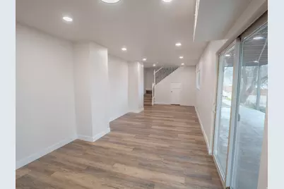 8492 S Mesa Dr E, Sandy, UT 84093 - Photo 34