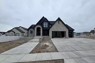 39 N Hayfield Cir, Kaysville, UT 84037 - Photo 2