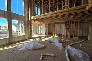 39 N Hayfield Cir, Kaysville, UT 84037 - Photo 4