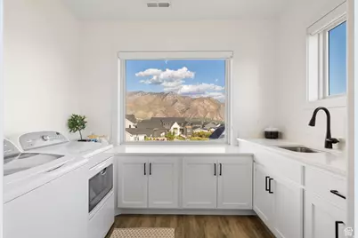 12184 N Bridgegate Way, Highland, UT 84003 - Photo 18