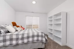 1214 W Hidden Dr, Santaquin, UT 84655 - Photo 18