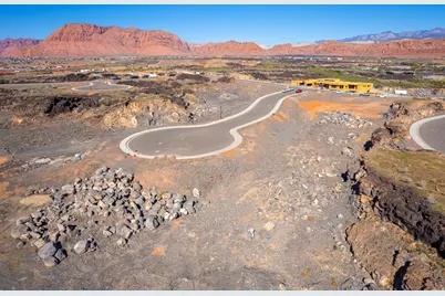 2430 Phil Smith Ct #21, Santa Clara, UT 84765 - Photo 4