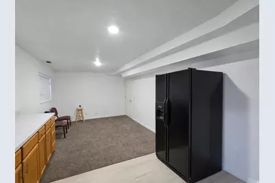 8464 S Meadowlark Ln, West Jordan, UT 84088 - Photo 24