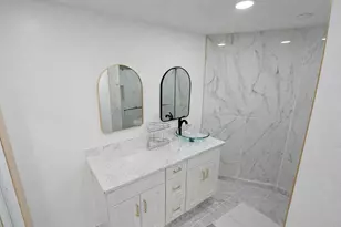 8464 S Meadowlark Ln, West Jordan, UT 84088 - Photo 18