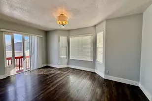 6724 W Hunter Wood Circle, West Valley, UT 84128 - Photo 10