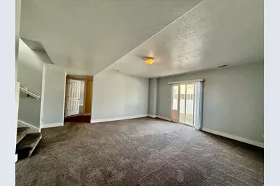 6724 W Hunter Wood Cir, West Valley, UT 84128 - Photo 30