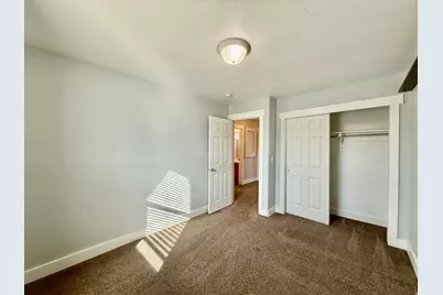 6724 W Hunter Wood Cir, West Valley, UT 84128 - Photo 18