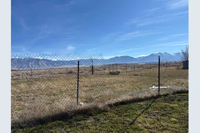 3880 N Railroad Cir, Grantsville, UT 84029 - Photo 6