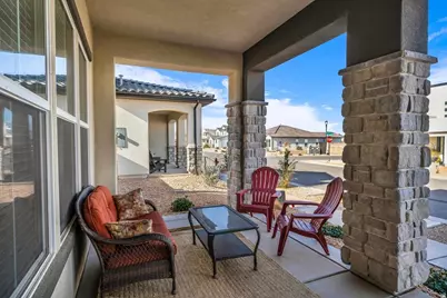 663 W Juniper Dr, Saint George, UT 84790 - Photo 2