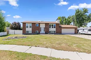 1871 N 1225 W, Clinton, UT 84015 - Photo 26