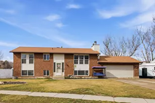 1871 N 1225 W, Clinton, UT 84015 - Photo 1