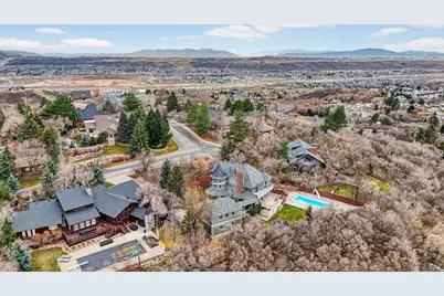 2632 E 6025 S, Ogden, UT 84403 - Photo 10