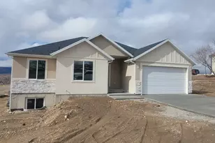 335 N 200 W, Moroni, UT 84646 - Photo 2