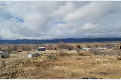 335 N 200 W, Moroni, UT 84646 - Photo 4