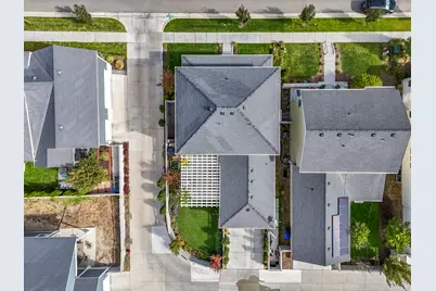 11656 S Moring Point Way #572, South Jordan, UT 84009 - Photo 32