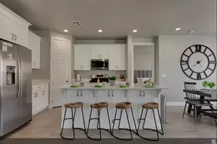 2311 N Escondido, Washington, UT 84780 - Photo 6