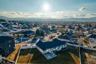 389 E 1290 S, Payson, UT 84651 - Photo 42