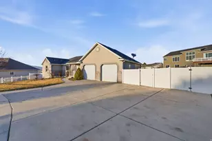 389 E 1290 S, Payson, UT 84651 - Photo 4