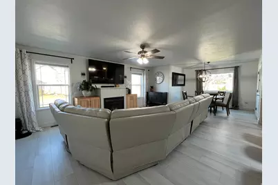 10945 S Hyrum Pl E, Sandy, UT 84070 - Photo 22