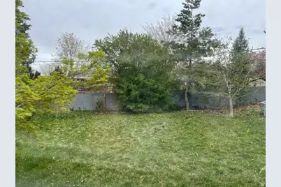 729 E Crestview Dr S, Tooele, UT 84074 - Photo 18