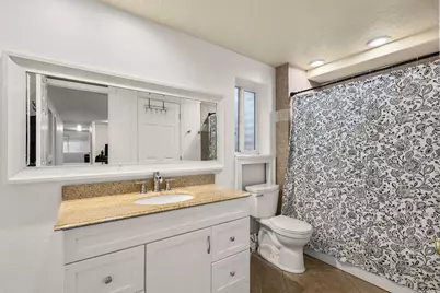 1075 W 4175 S, Riverdale, UT 84405 - Photo 18