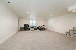 659 S 330 W, Providence, UT 84332 - Photo 32