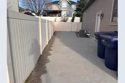 11521 S Black Forest Dr S, Sandy, UT 84094 - Photo 48