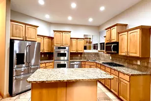 11521 S Black Forest Dr S, Sandy, UT 84094 - Photo 4