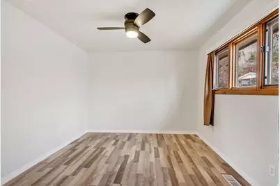 1638 Country Hills Dr, Ogden, UT 84403 - Photo 26